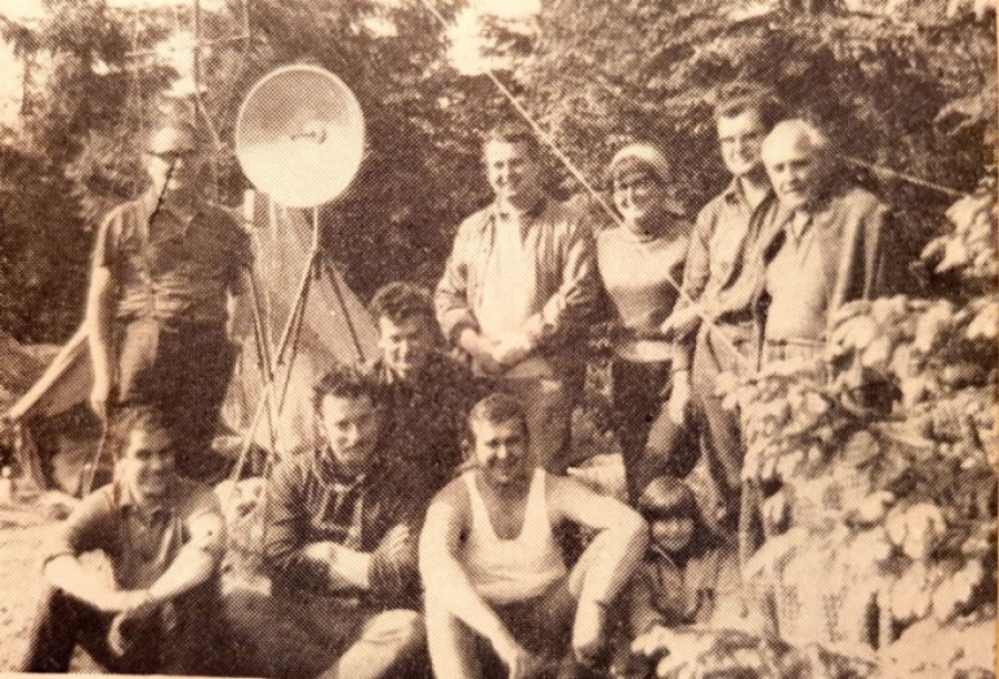 Polní den 1970, kolektiv operatérů na Zadním Žalém se šéfredaktorem AR F. Smolíkem
